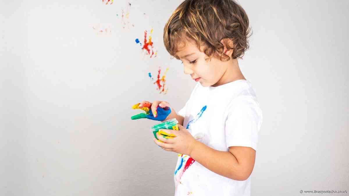Remove marks from your walls in seconds with 50p Amazon eraser