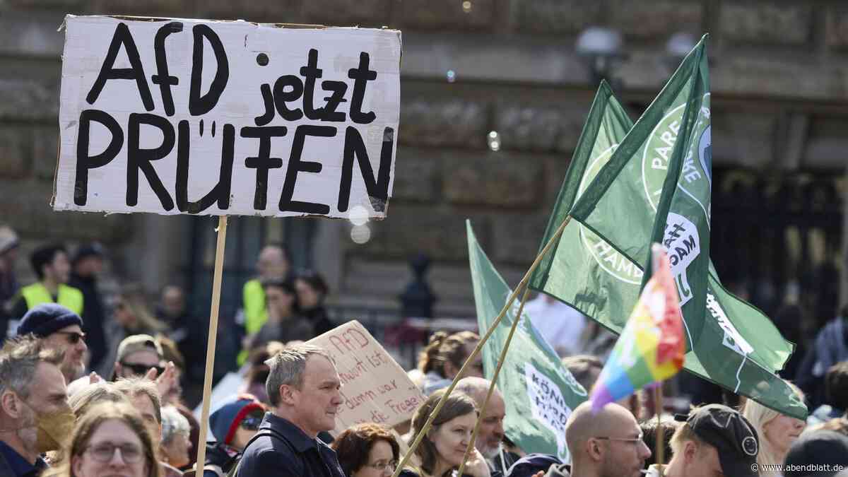 Demo startet: 20.000 Menschen zu Protest nach AfD-Wahlsieg erwartet