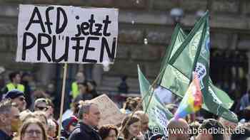 Demo startet: 20.000 Menschen zu Protest nach AfD-Wahlsieg erwartet