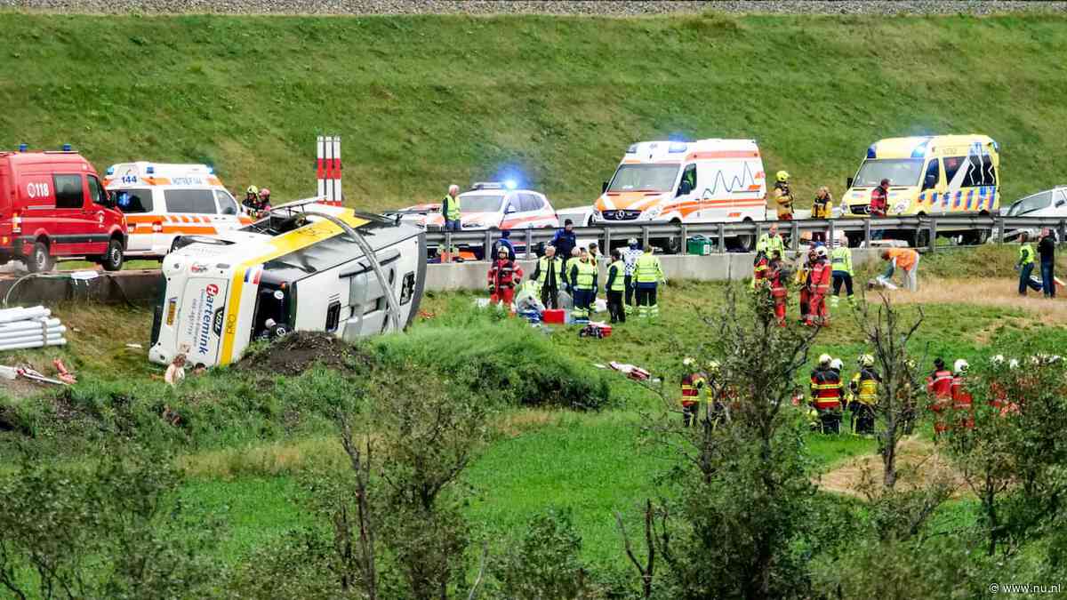 Zwitsers onderzoeken gordelgebruik bij busdrama: 'Onmogelijk te handhaven'
