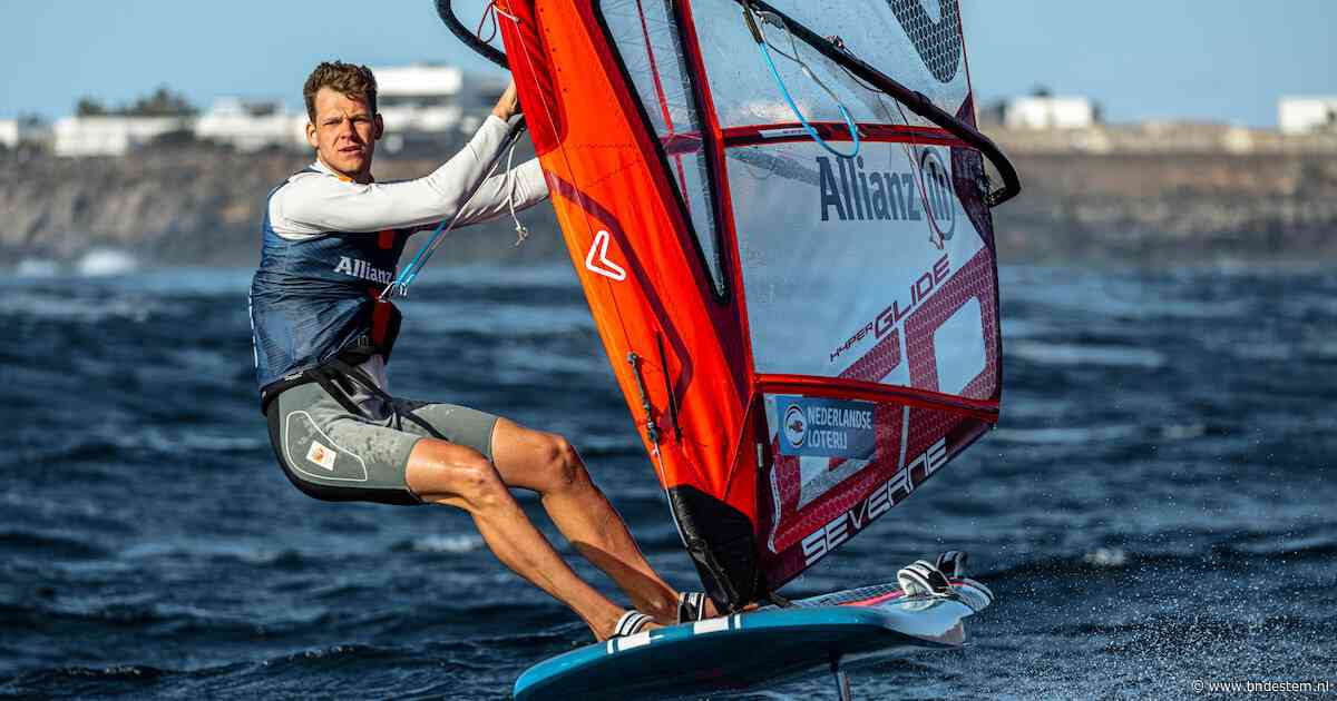Windsurfer Luuc van Opzeeland voor tweede keer wereldkampioen in olympische klasse iQFoil