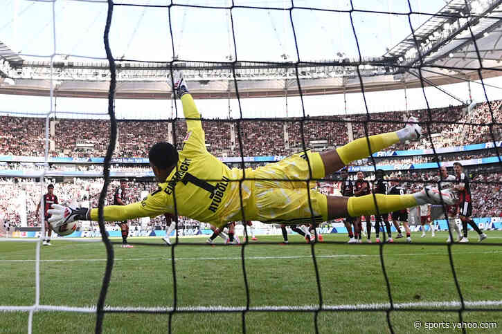 🤯 Penalty king! Bundesliga keeper extends his own record