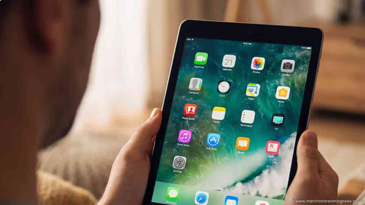 Apple's 'bigger screen' iPad reduced to £49 from £240 in 'special offer'