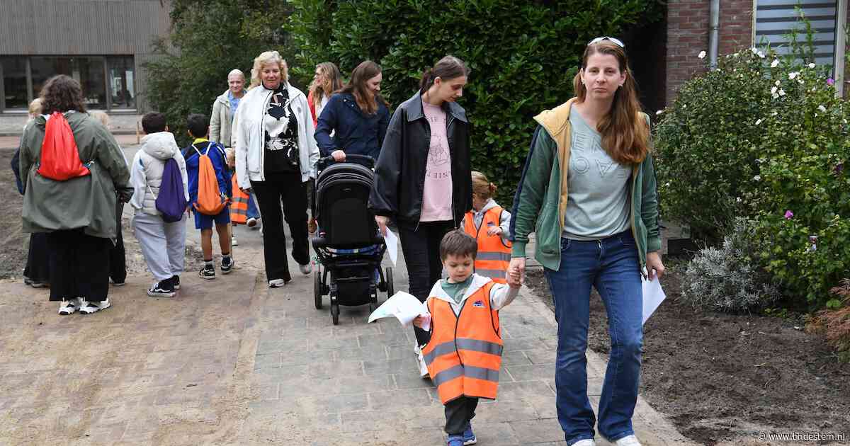 Peutervierdaagse in Dongen: kleine stapjes en zakken vol geraapte kastanjes