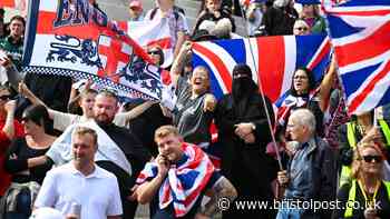 Arrests at anti-immigration protest in Portsmouth as large police presence in place