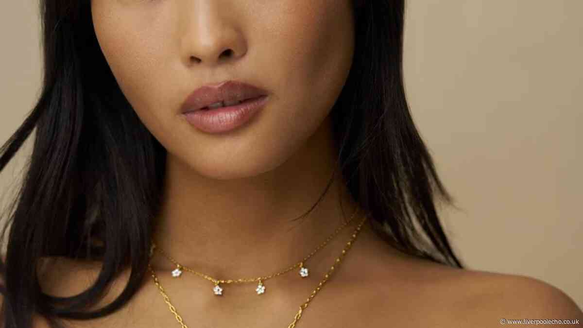 Shoppers snap up crystal necklace reduced to £9 in huge Orelia sale