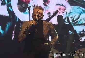 Watch: CHAD GRAY Performs MUDVAYNE And HELLYEAH Classics In Boston During 2026 '30 Years Of Madnesss' Tour