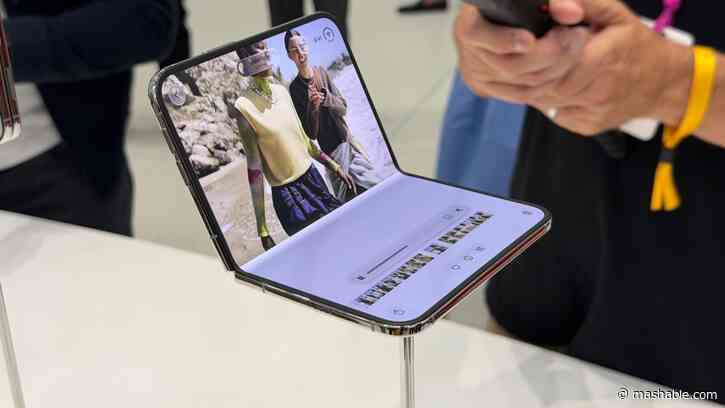 iPhone Duo vs iPad: How they differ