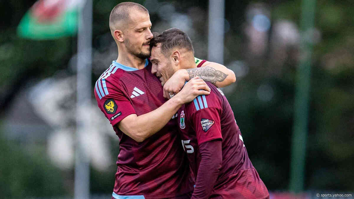 Colwyn Bay fight back to beat Connah's Quay