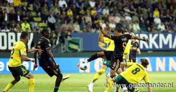 LIVE eredivisie | Ajax stelt snel orde op zaken in Sittard: basisdebutant Kehrer scoort