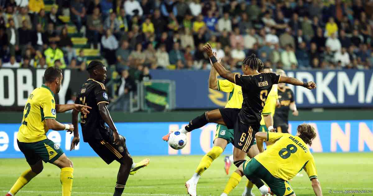 LIVE eredivisie | Ajax stelt snel orde op zaken in Sittard: basisdebutant Kehrer scoort