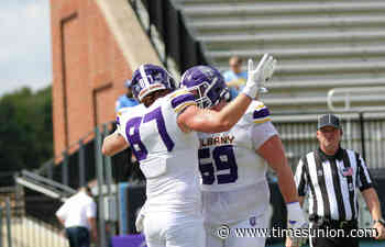 UAlbany football rebounds strongly in dominant win over Long Island