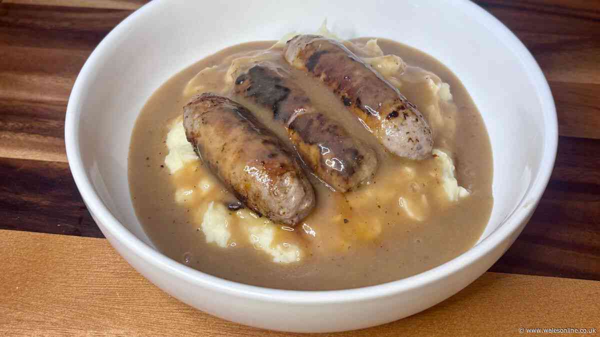 Sausage and mash tastes better with this easy 3-step homemade gravy