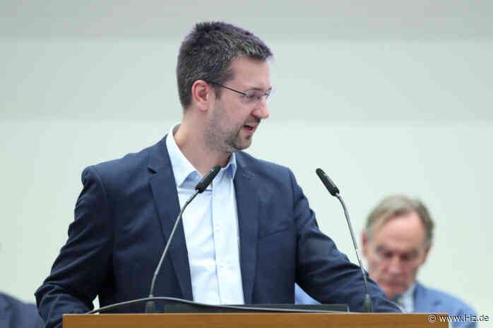 Der Stadtrat tagte: Wenn ein BSW-Antrag Jugendschutz, Sex und Bundeswehr durcheinander quirlt