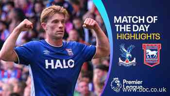 Flemming's late strike earns Ipswich win over 10-man Crystal Palace