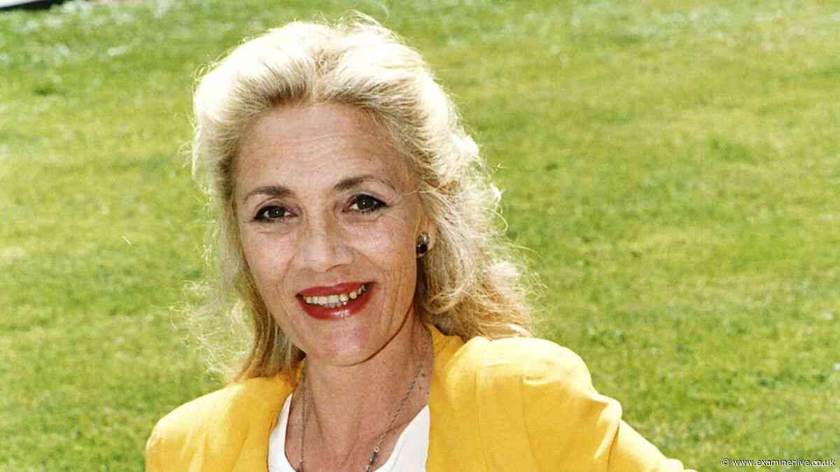 Much-loved Emmerdale star died just weeks after receiving crushing news