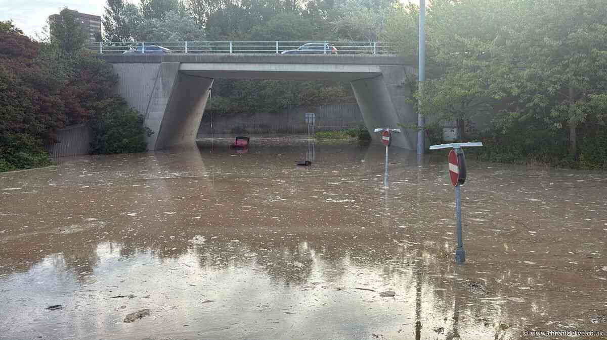Gateshead flooding LIVE: Updates as burst water main near Redheugh Bridge causing Great North Run traffic chaos