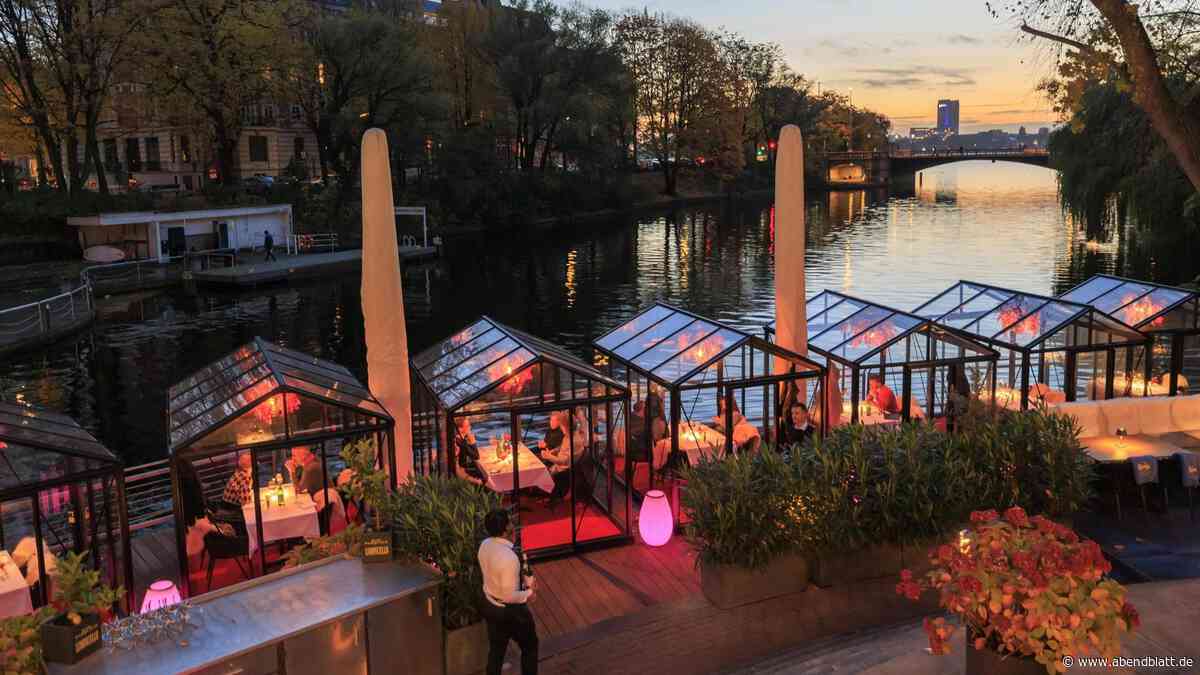 Glashäuschen an der Alster dürfen doch bleiben – zumindest vorerst