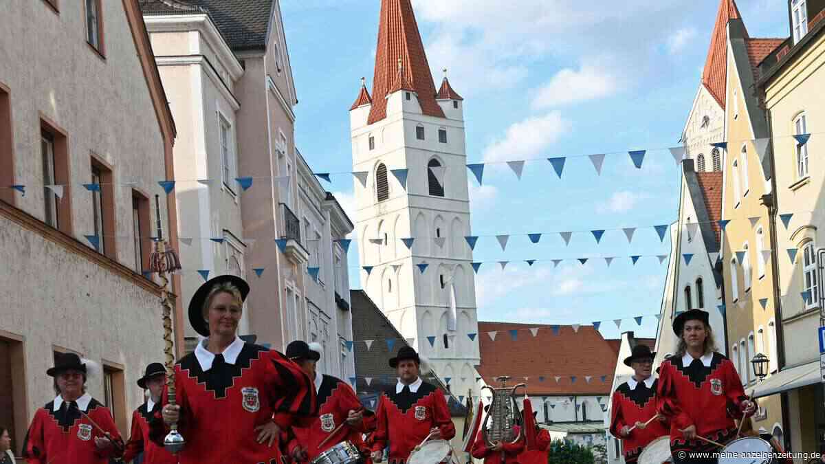 Moosburger Herbstschau „viel schöner" als Wiesn: Bürgermeister gibt Versprechen