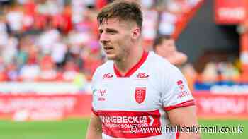 Tom Davies signs new Hull KR deal and cleans up at Player of the Year awards