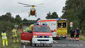 Polizei Gifhorn: Zwei Rettungshelis fliegen Unfallopfer von B4 in Traumakliniken