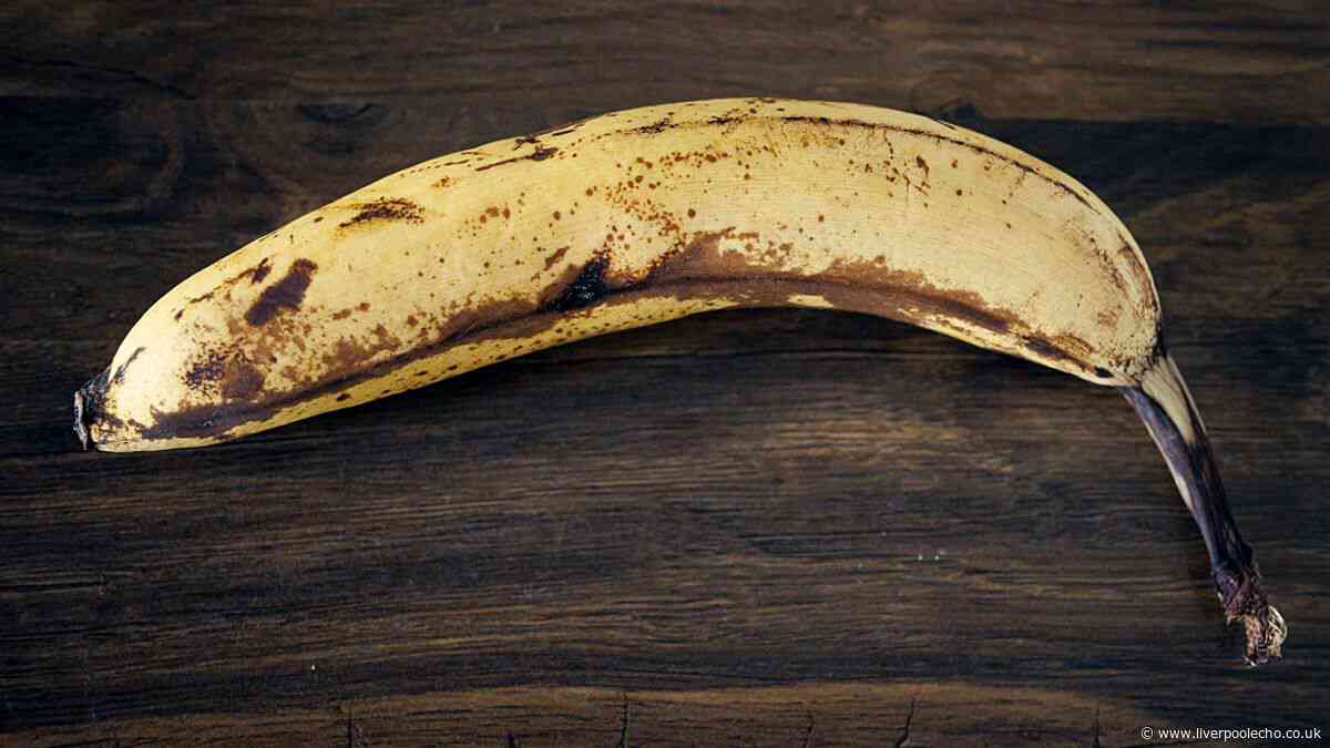 Keep bananas fresh longer with this simple trick