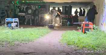Politie beëindigt illegale rave onder tunnel in Rosmalen