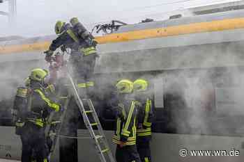 Feuerwehr löscht Zugbrand in Münster