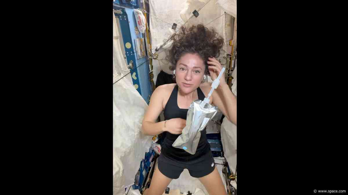 NASA astronaut Jessica Meir shares zero-G curly hair tips from the ISS (video)