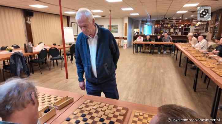Hans Vermeulen speelt bijzondere damsimultaan