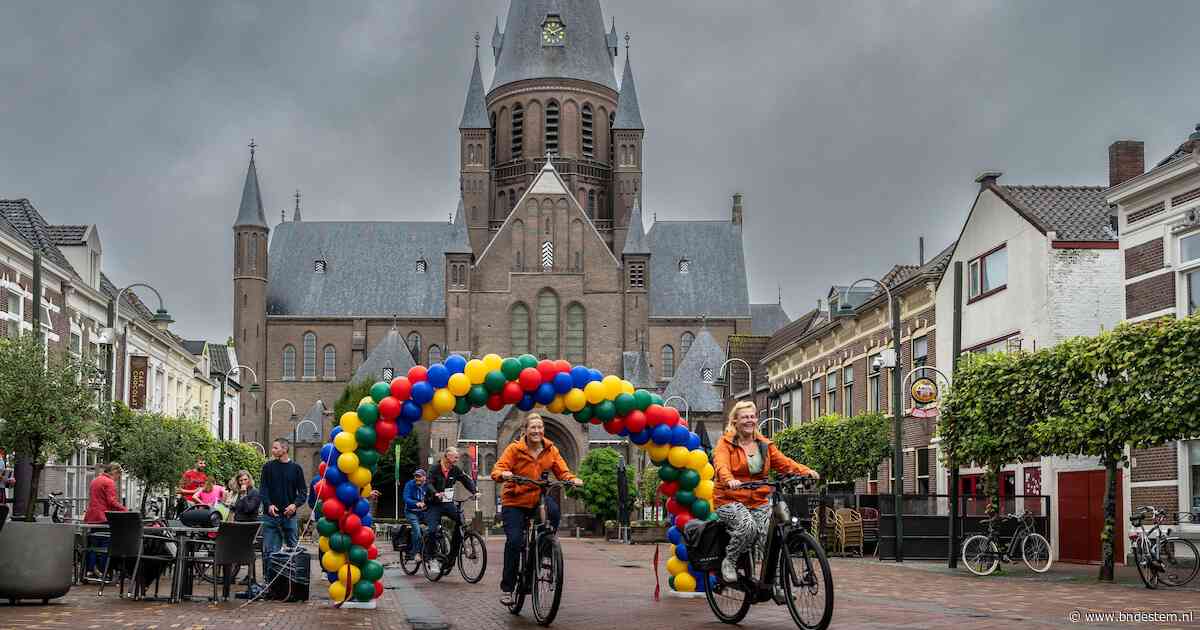 Deelnemers Zes Kernen Tocht niet bang voor beetje regen