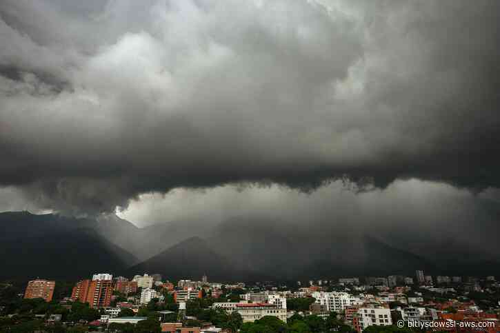 Inameh prevé lluvias de intensidad variable y descargas eléctricas en buena parte del país