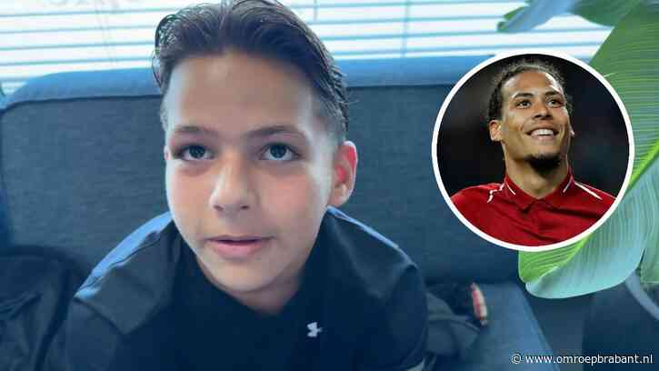 Jonge voetballers ontmoeten hun held Virgil van Dijk: 'Echt spannend'