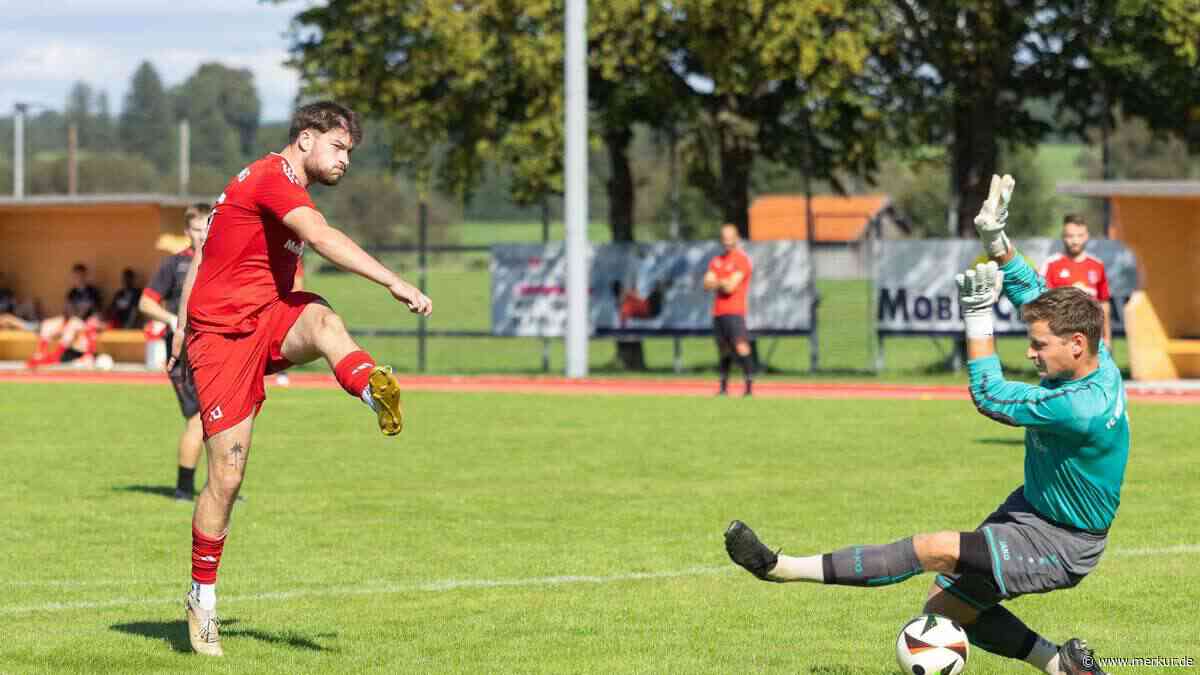 Peiting II übernimmt Tabellenspitze: Derby-Sieg gegen Wildsteig/Rottenbuch II