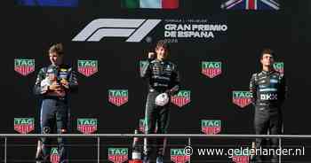 Max Verstappen voor tweede weekend op rij naar het podium, pech Lando Norris helpt Kimi Antonelli aan zege