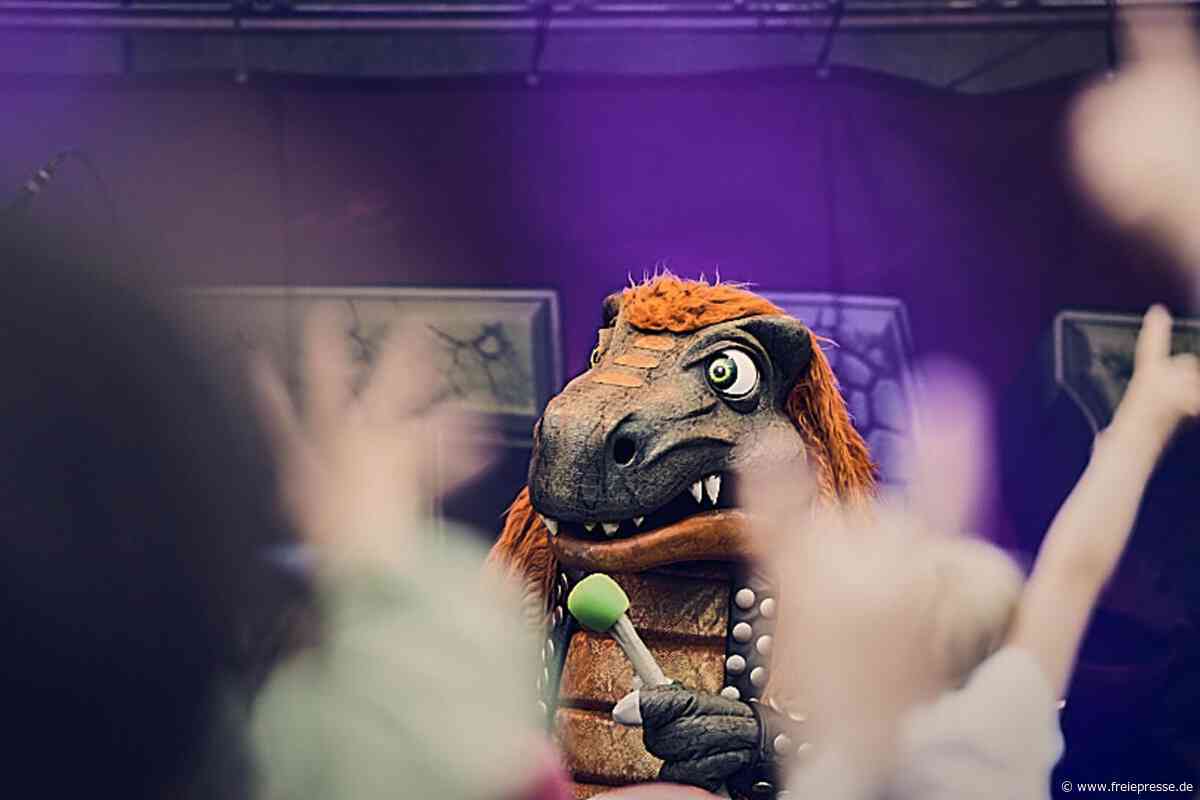 „Die Maus“ und „Heavysaurus“: So feiert Chemnitz die Ankunft der „Friedensfahrer“