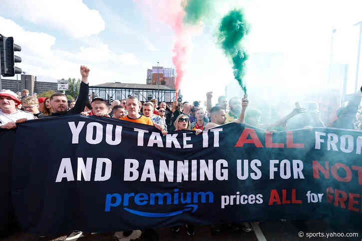Man United fans protest against season ticket ‘fiasco’ ahead of derby