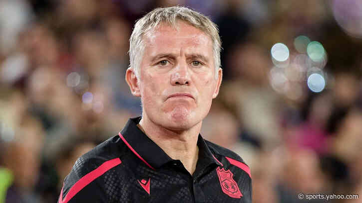 Can Wrexham boss Parkinson bounce back again?