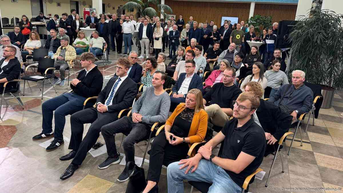 Kommunalwahl 2026 in Wolfsburg live: Anspannung im Rathaus – Auszählung läuft