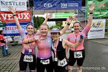 Zwickau-Triathlon geht trotz Regen mit viel strahlenden Gesichtern über die Bühne