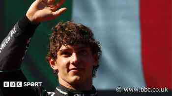 Antonelli wins as Norris loses out under virtual safety car