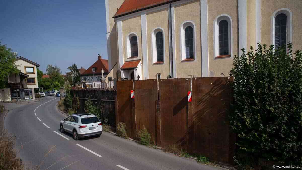 Friedhofsmauer in Glonn muss neu gebaut werden: 2,1 Millionen Euro Kosten und Vollsperrung