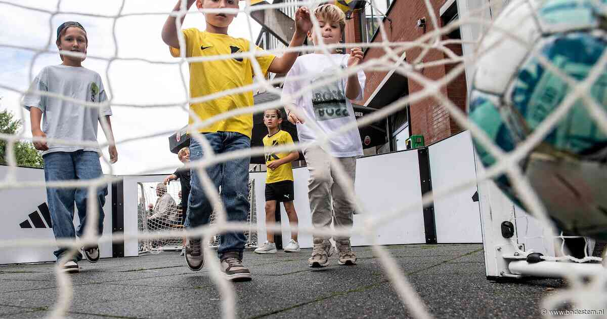 Geloven de supporters van NAC nog in promotie nu het weer crisis is bij de club? ‘Het is pas afgelopen als het voorbij is’