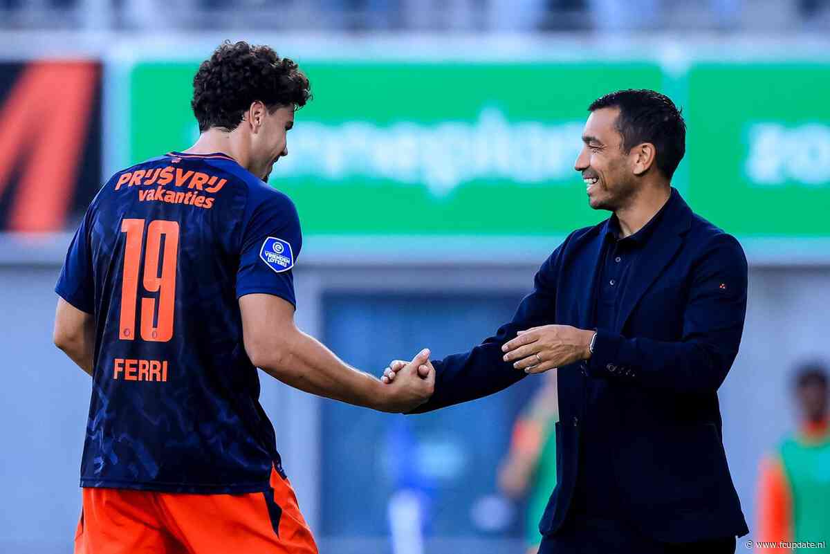 Van Bronckhorst ontvangt vlak voor zijn interview goed nieuws: Feyenoord maakt het officieel op X