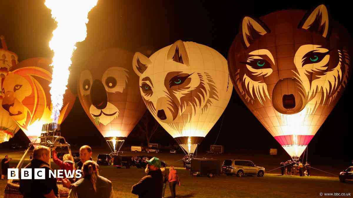 In pictures: Birthday nightglow and a Royal visitor