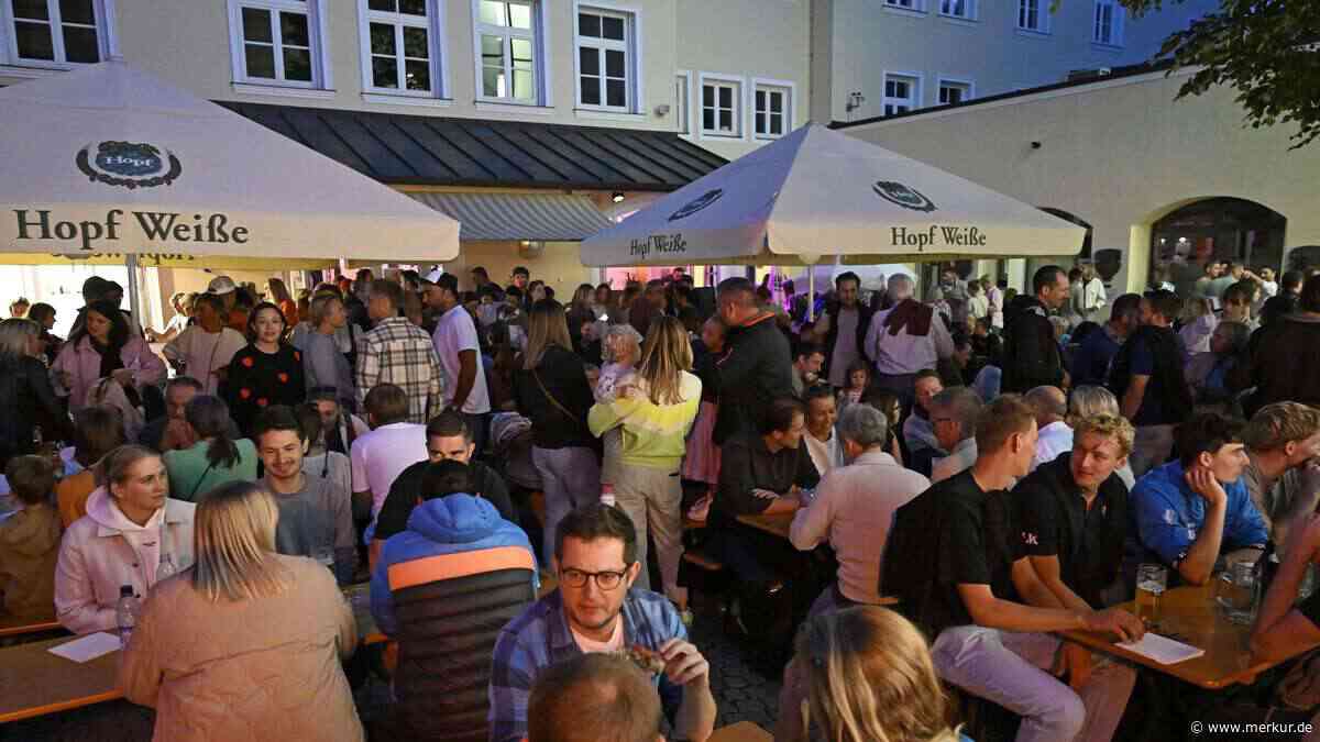 Wirtefest Wolfratshausen: Tausende feiern an 16 Standorten bis in den Morgen