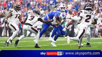 'Josh Allen doing Josh Allen things!' - Bills QB with stunning 21-yard TD