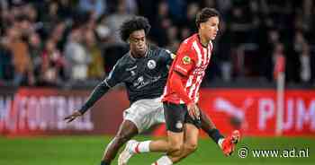 Mijnans kopt raak voor PSV tegen Sparta na valse start door fout Kovar