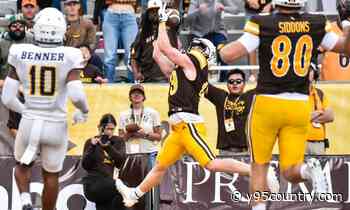 Making the Grade: Hughes 'Steps Up' Late in 21-13 Win
