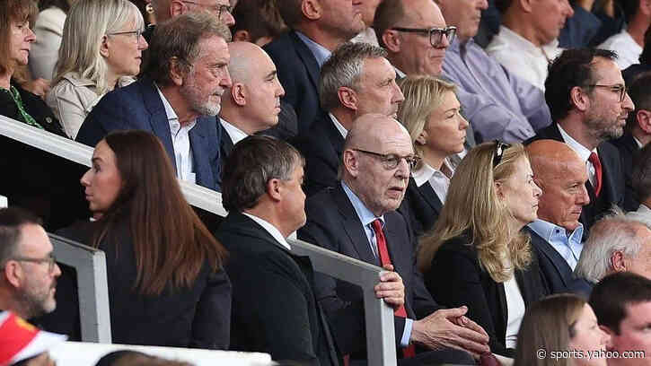 Joint-worst start since 1992 and fan protests - Man Utd's day to forget